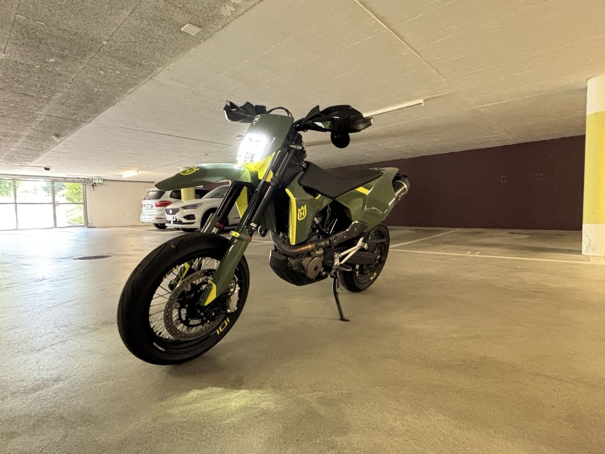 Husqvarna Strada: Husqvarna 701 Supermoto – Nuovo (secondo la descrizione) da Muri AG venduto da Niklasd00 2