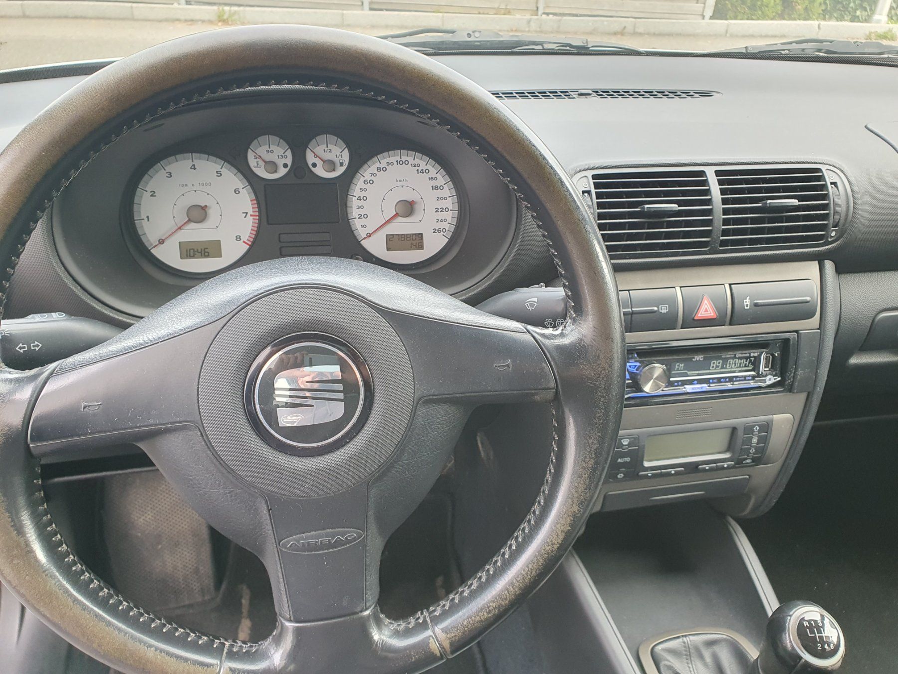 Seat Automobili: Seat leon 1.8t – Usato da Corgémont venduto da noisette2 3