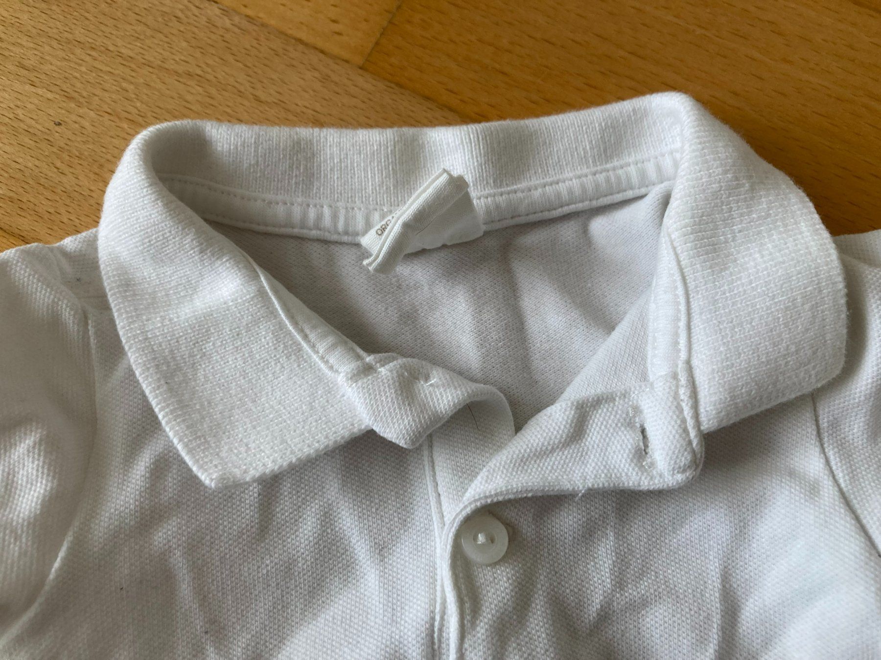 H&M Unterwäsche: Body weiss mit Polo-Kragen – Gebraucht aus Muttenz von Juvenile33 2