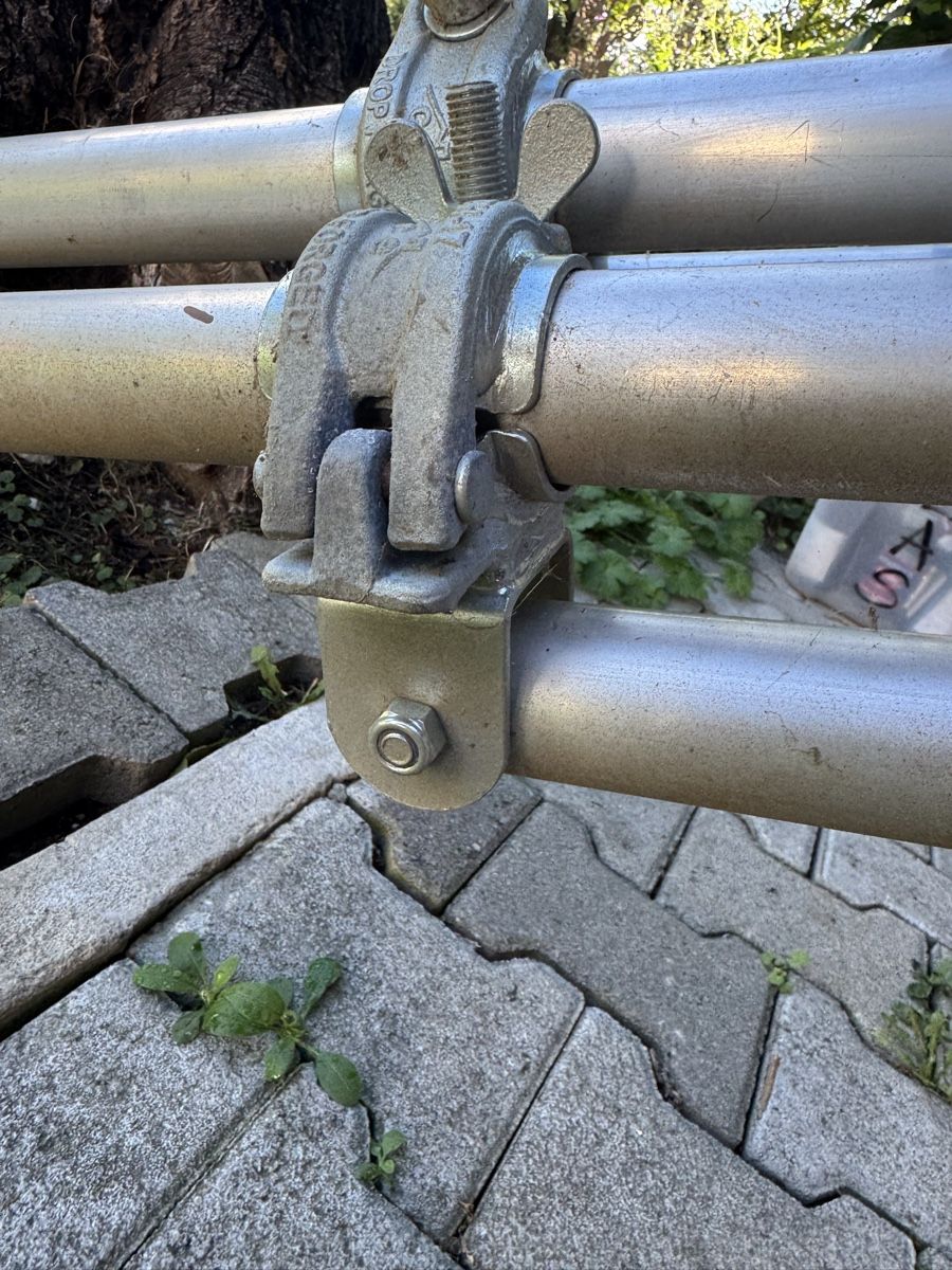 Gerüste: 2 Gerüststützen – Neu (gemäss Beschreibung) aus Emmenmatt von gipfelkreuz 1