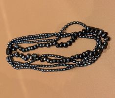 Schwarze Perlenkette 4 Reihen