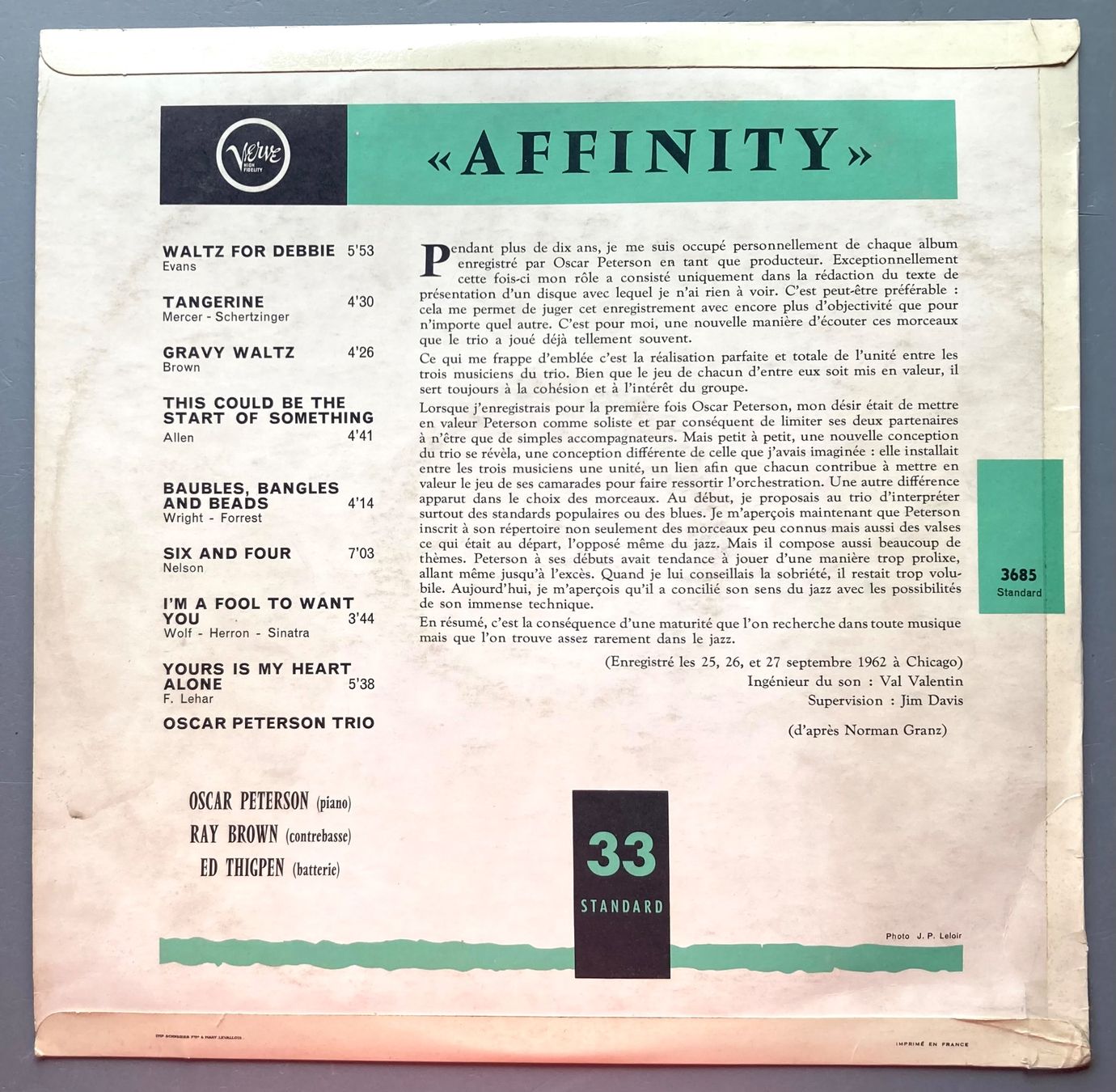 Vinyles: THE OSCAR PETERSON TRIO - AFFINITY – D'occasion à Poliez-Pittet par Newtown-Records 1