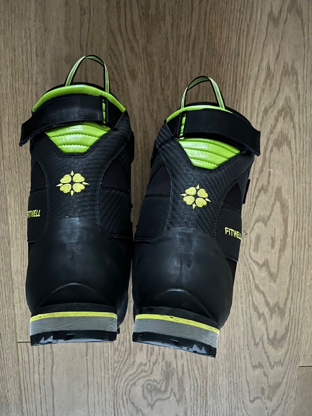 Scarpe da uomo: Snowboardboot Fitwell Freeride Splitboard – Usato da Bern venduto da Sushi_united 4
