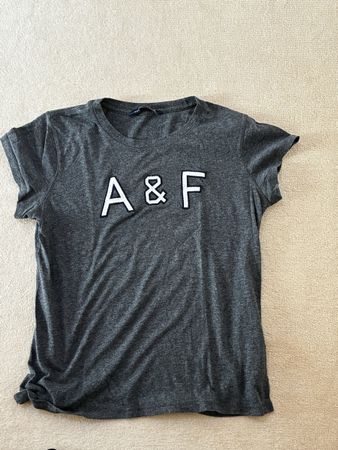 T-Shirt Abercrombie & Fitch grau Grösse S guter Zustand