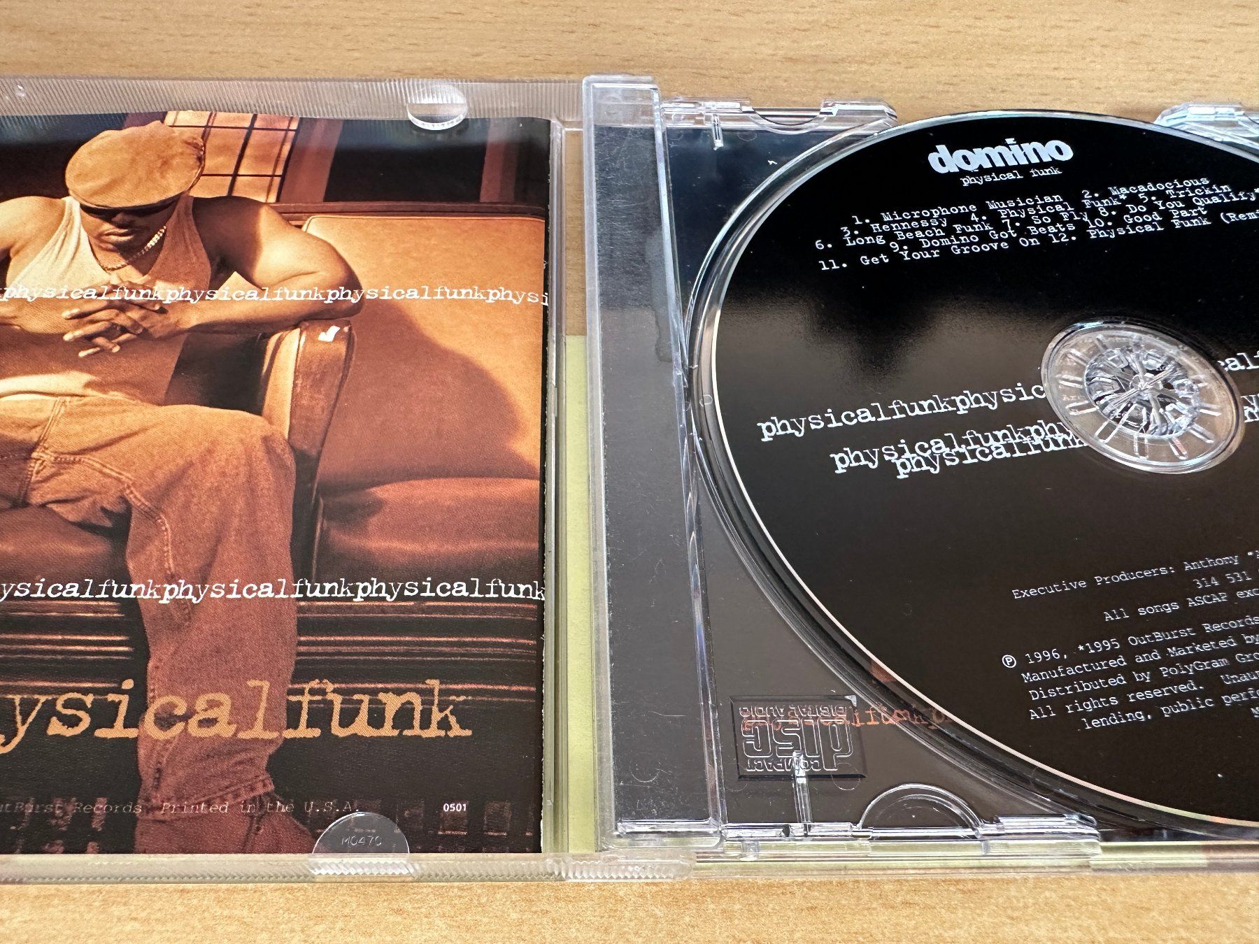 CD: Domino – Physical Funk – Usato da Rikon im Tösstal venduto da Alpenmutz 2