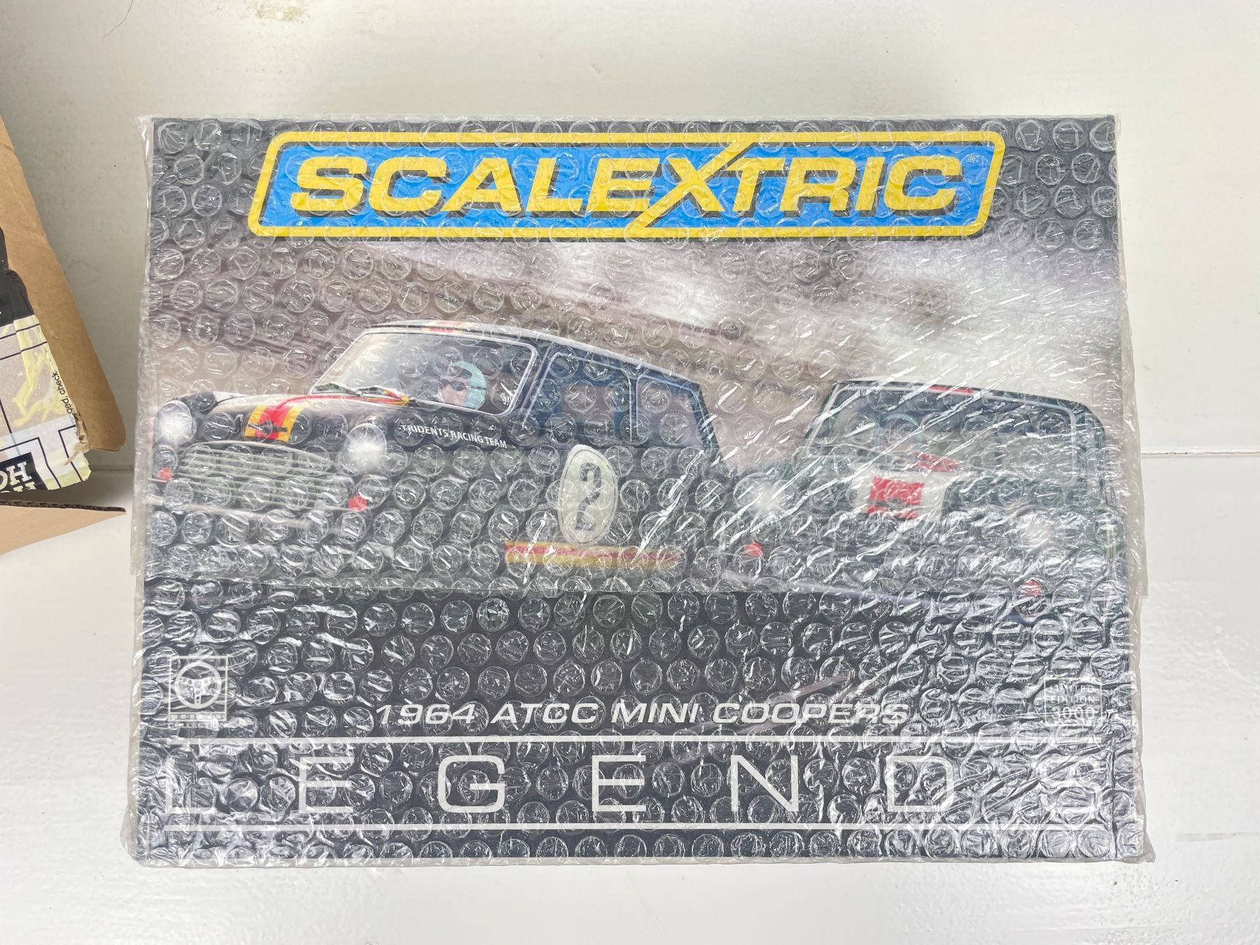 Piste: Scalextric C3586A Mini Cooper Legends - UNOPENED BOX! – Nuovo (secondo la descrizione) da Genthod venduto da lightyear63 4