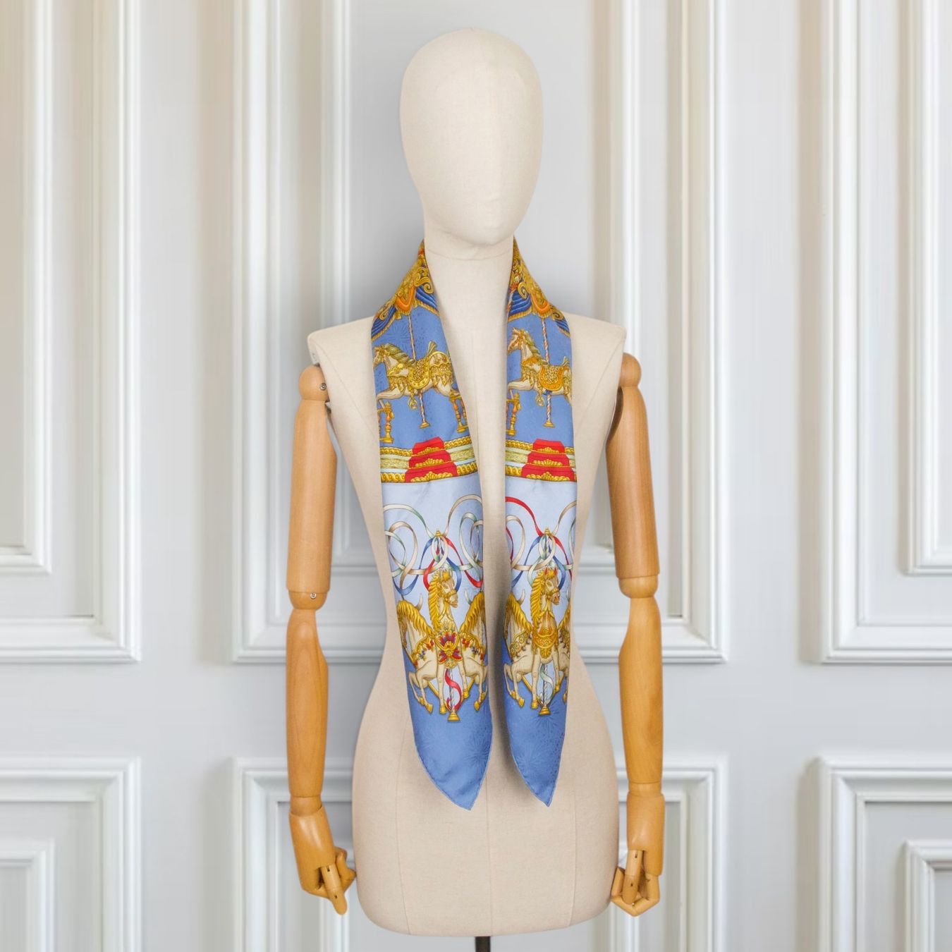 Hermès Foulard & Sciarpe: Hermès Carré "Lunapark" blau – Usato da Binningen venduto da Designerlabels 2