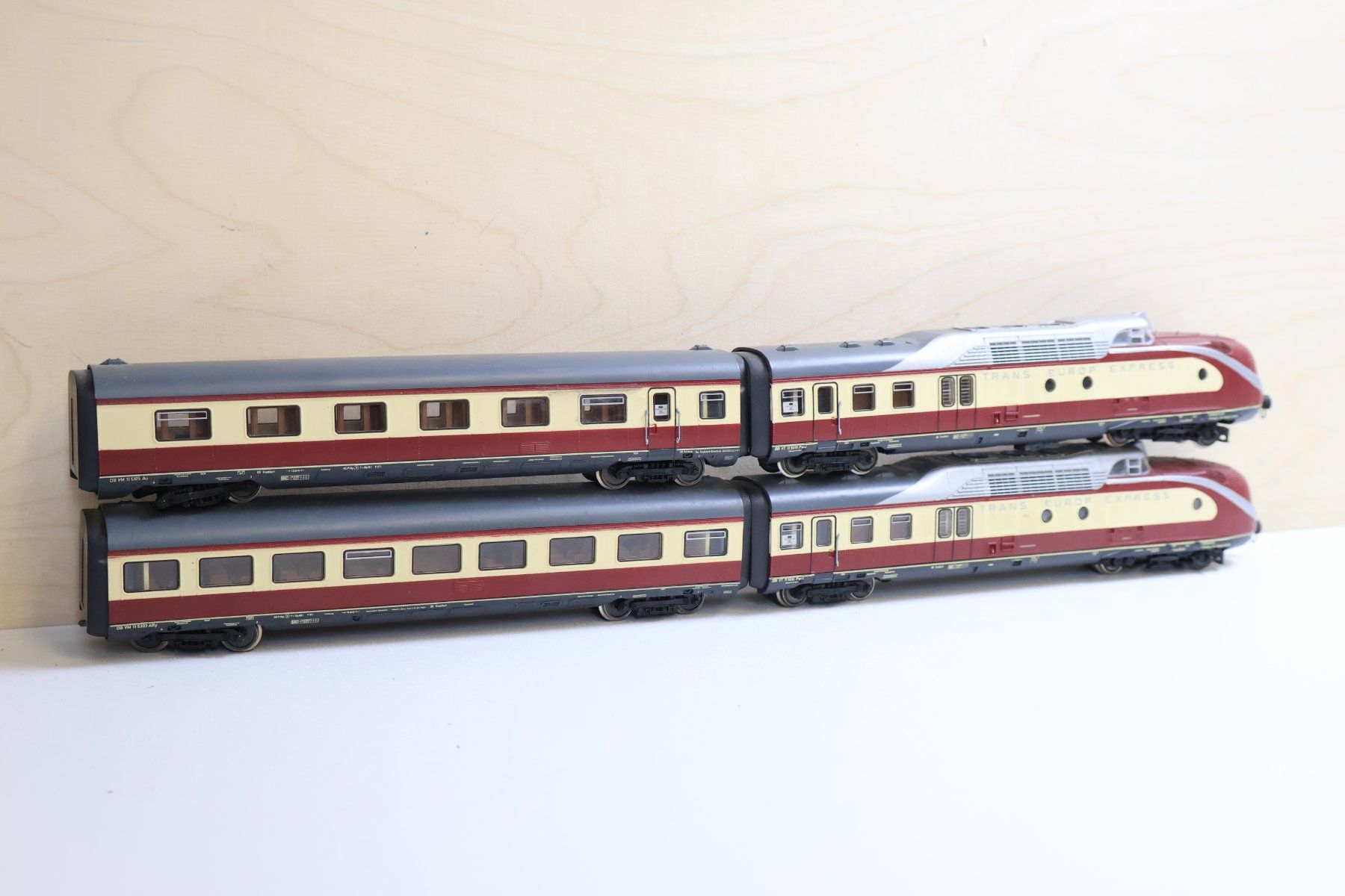 Roco Modellini di ferrovie: ROCO TEE Triebwagenzug H0 DC - 4 -Teilig – Usato da Winterthur venduto da Monstera 7