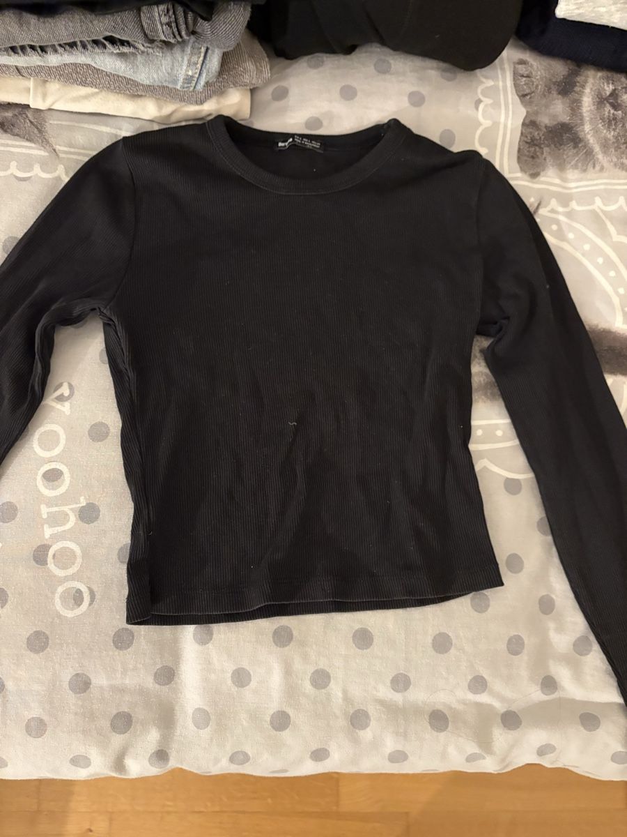 Bershka Tops: Top manche longue  – Neuf (Voir description) à Perly par Clacla_ 1