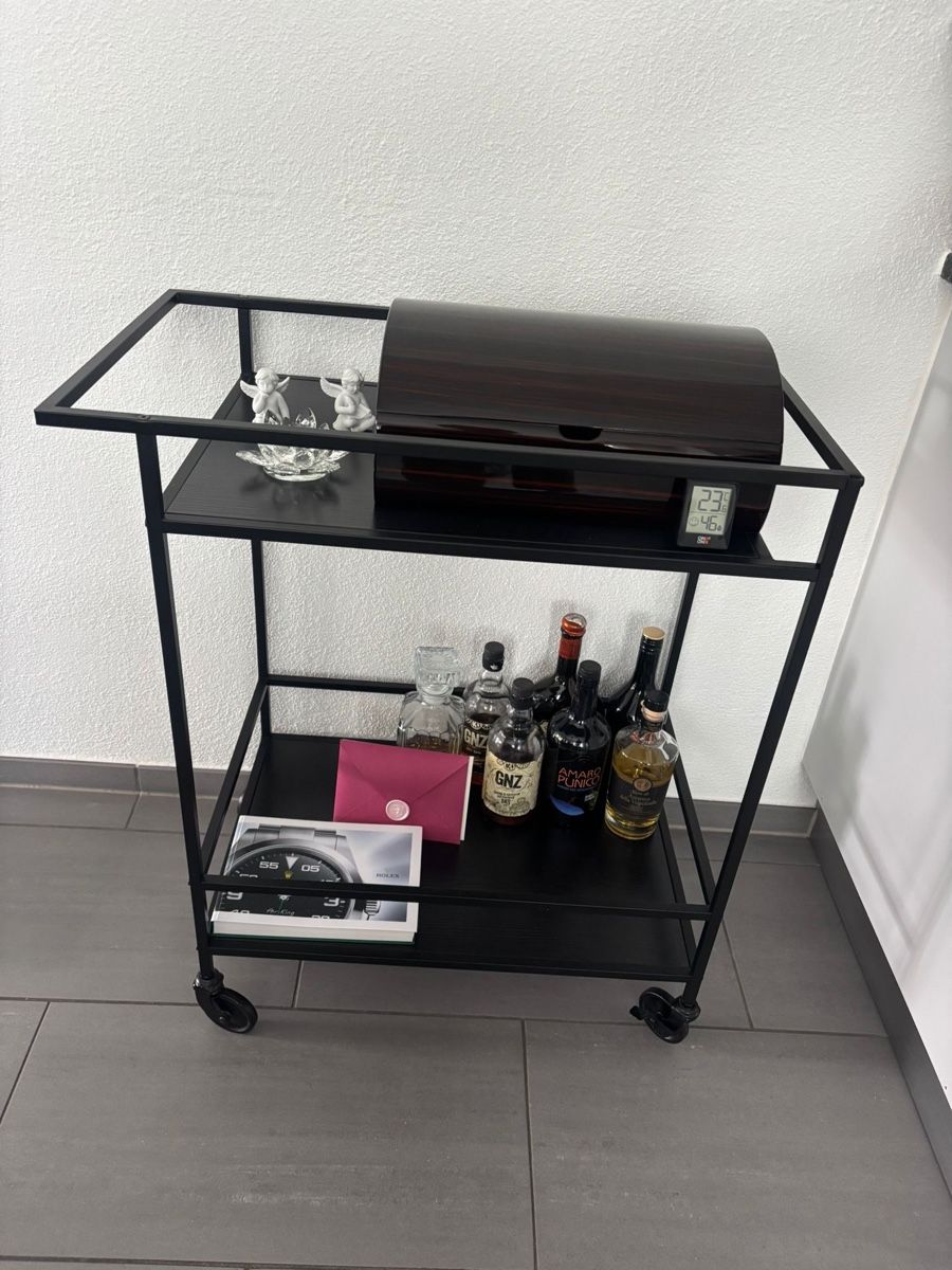 Carrelli di servizio: Getränkewagen / Servierwagen – Usato da Wettingen venduto da Danielenigro