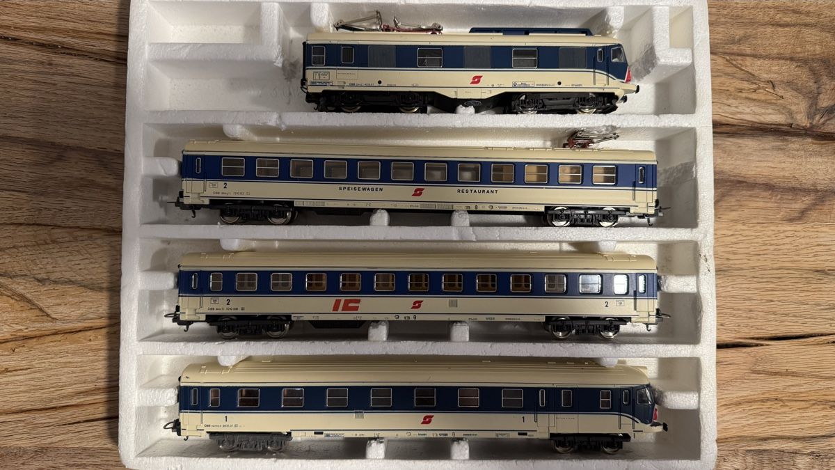 Lima Modellini di ferrovie: Lima H0 Gleichstrom Treibzugset – Usato da Jona venduto da grizzlyhedi01 1