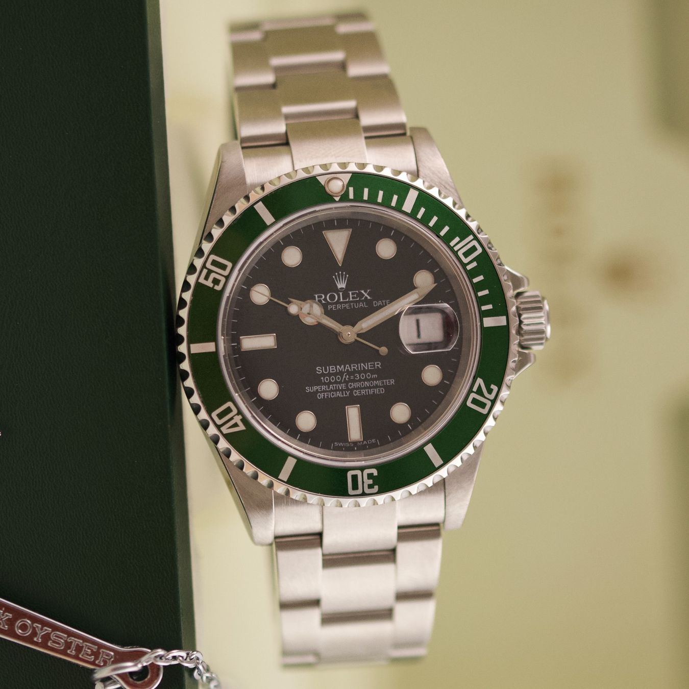 Rolex Orologi: Rolex Submariner "Kermit"/ 16610LV / 2005 / Full Set – Usato da Luzern venduto da PrimeSwissTime