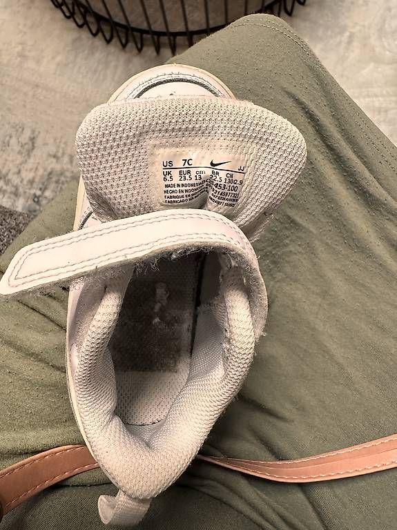 Scarpe per ragazzi: Kinderschuhe je 15.- – Usato da Zürich venduto da orhangazi01 1