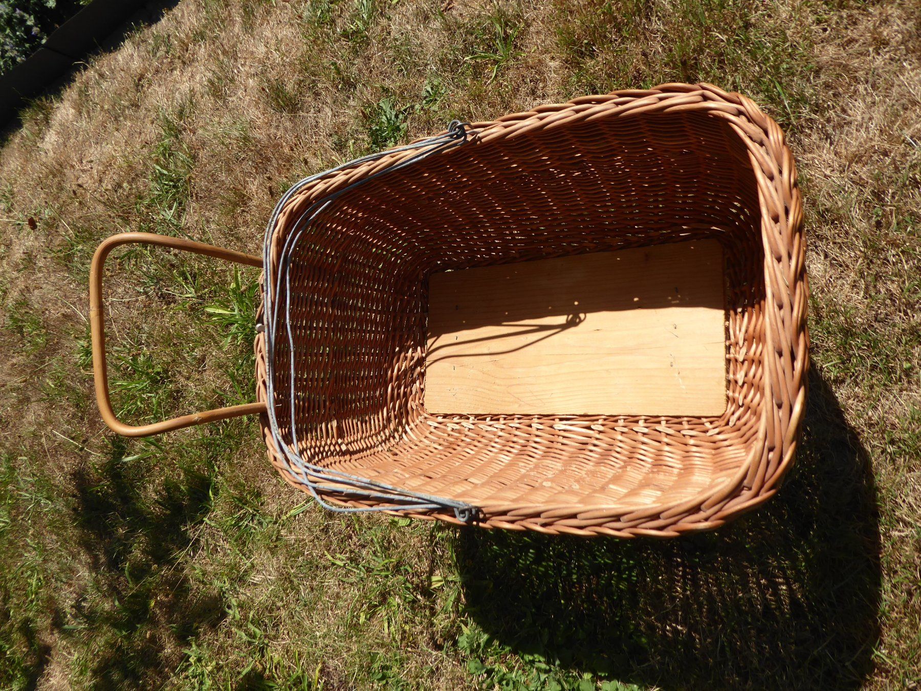 Puppenwagen: Alter Puppenwagen – Gebraucht aus Aadorf von Dragonfisch 1