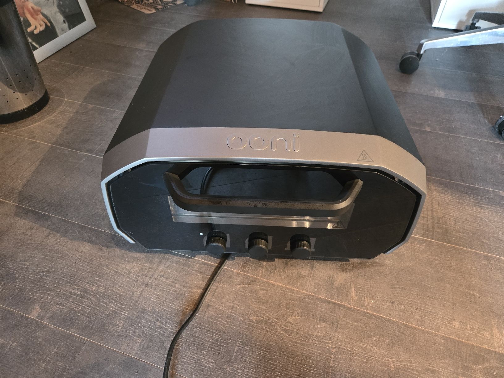 Ooni Pizzaofen: Four à pizza électrique Ooni Volt, utilisé, noir/gris – Gebraucht aus Chéserex von lau_scj6