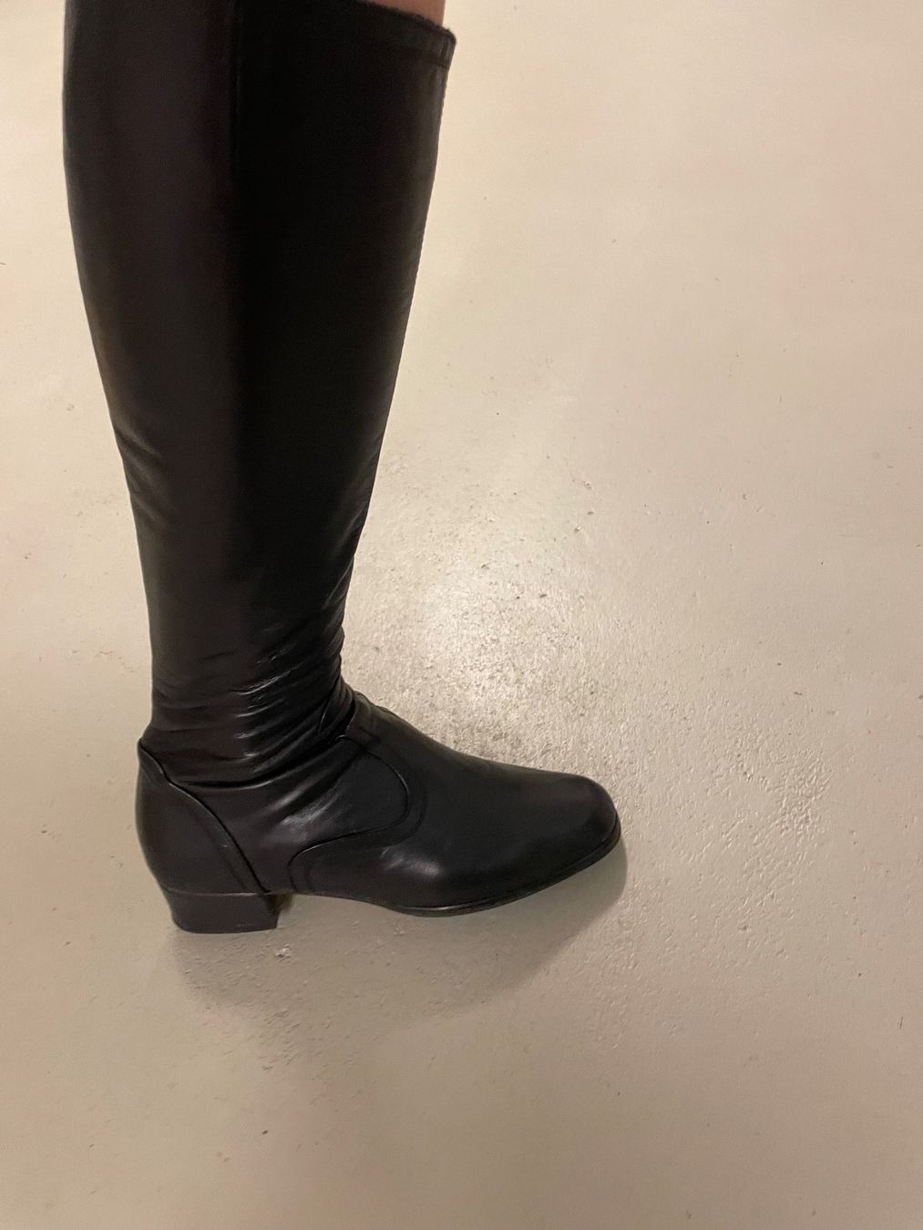 Damenschuhe: Lederstiefel schwarz 38,5 – Gebraucht aus Sissach von Gaemma 4