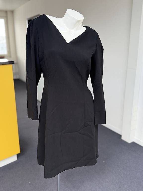 Vestiti: Theory Kleid - Gr. 38/40  – Usato da Steinhausen venduto da deikoon