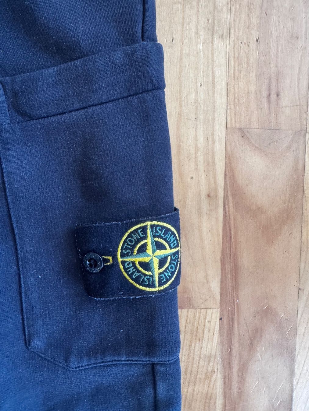 Stone Island Pantaloni: Stone island trainerhosen – Usato da Binningen venduto da Noncanislupus 1