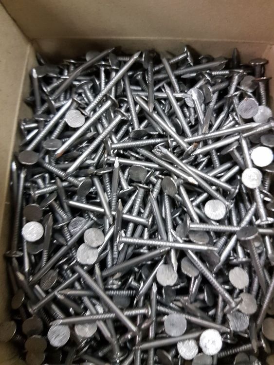 Nägel Kaufen auf Ricardo