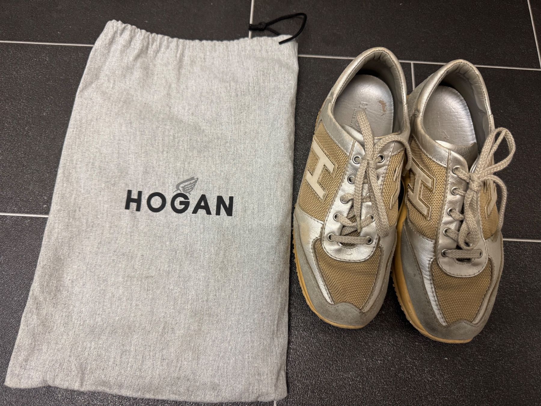 Hogan Scarpe da donna: Original HOGAN Interactive Sneaker - Silber/Beige Gr 34- 35 – Usato da Frenkendorf venduto da Style365 6