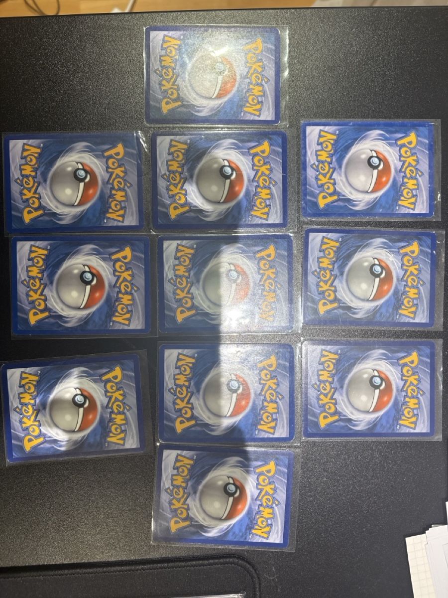 Pokémon Carte collezionabili: Pokémon Pikachu Sammelkarten Vintage – Usato da Anglikon venduto da raf_7sml 1