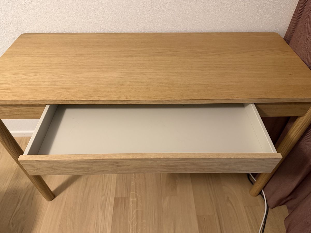 Scrivanie: IKEA TONSTAD Schreibtisch 120x47cm – Usato da Adligenswil venduto da tijaco 2
