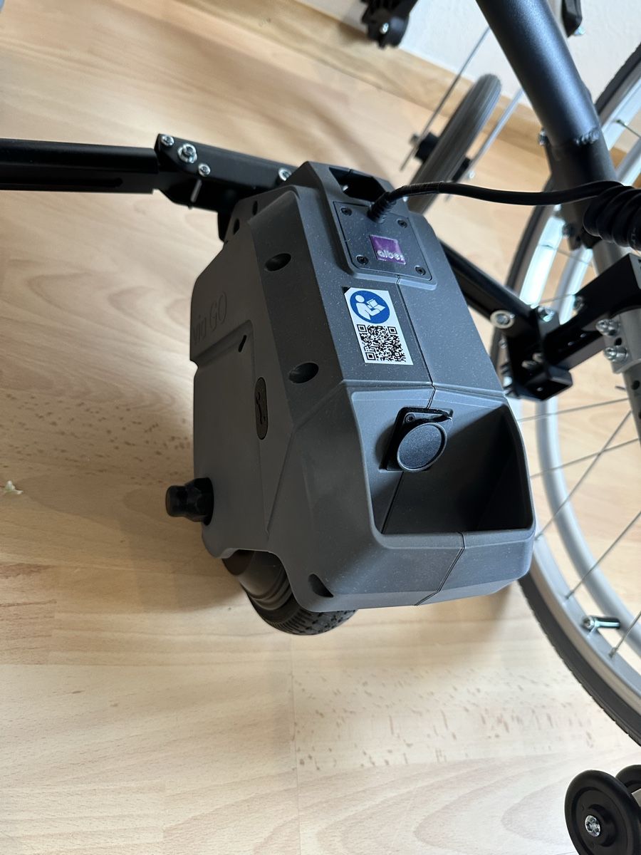 Rollstühle: Rollstuhl – Neu (gemäss Beschreibung) aus Zürich von bini2012 2
