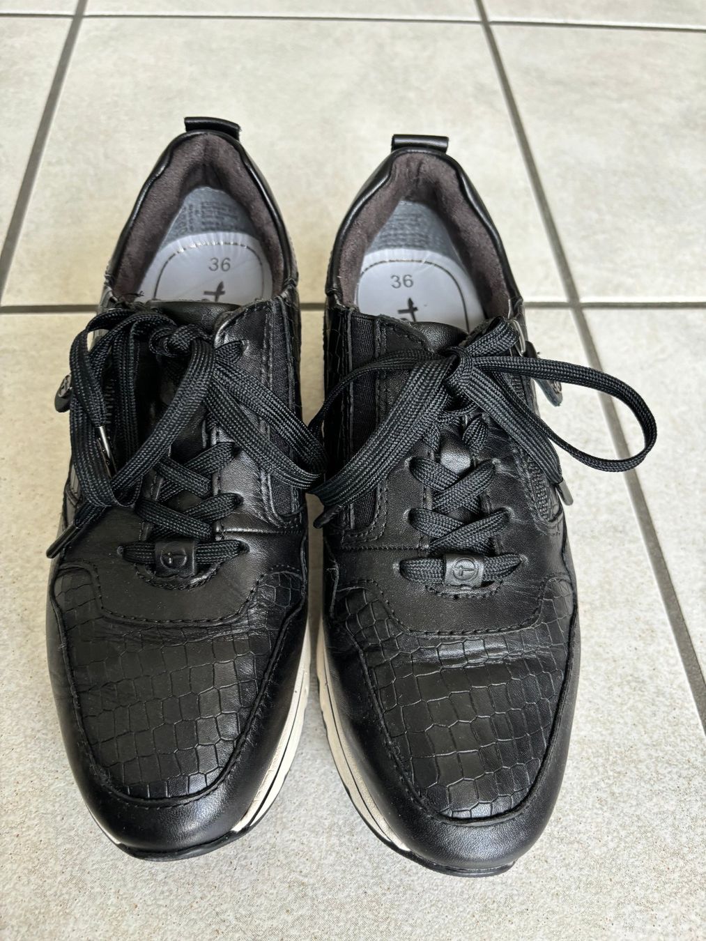 Tamaris Scarpe da donna: Tamaris Sneaker Grösse 36 – Nuovo (secondo la descrizione) da Glarus venduto da mephisto67