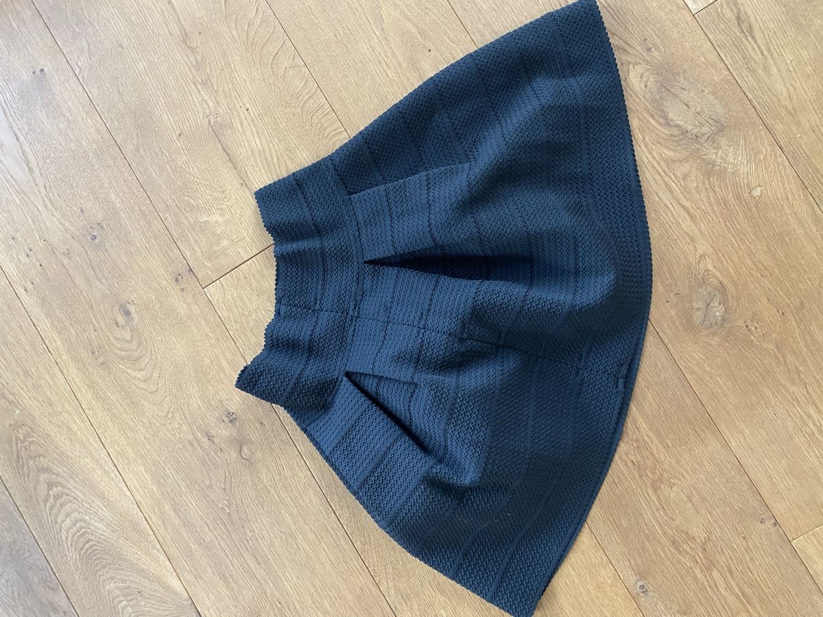 H&M Gonne: Jupe Schwarz M – Nuovo (secondo la descrizione) da Rorbas venduto da erdbeeri91 1