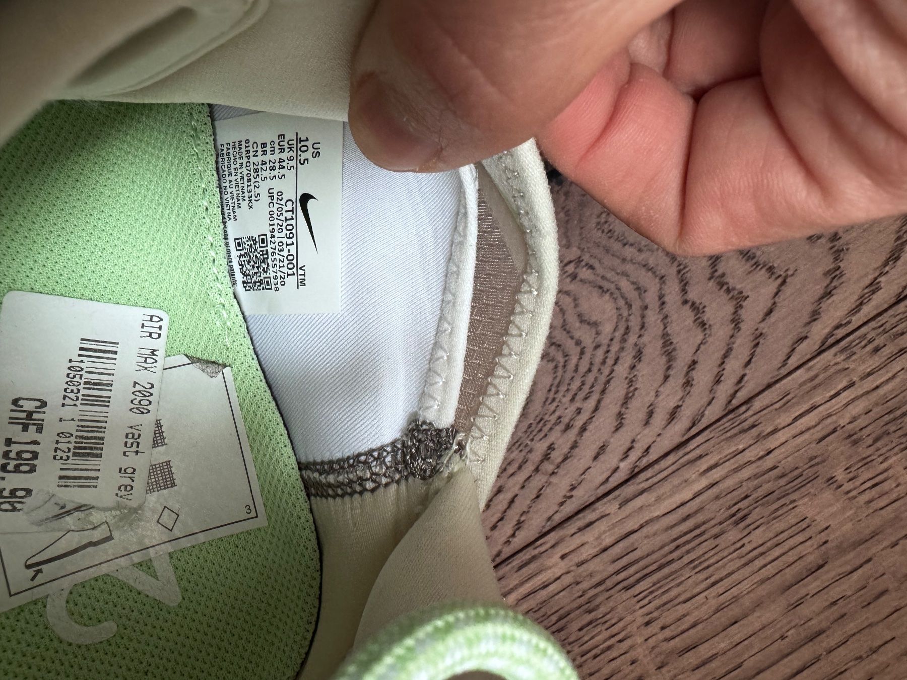 Scarpe da uomo: Nike Air Max 2090, neu, Grösse 44,5 – Nuovo (secondo la descrizione) da Fehraltorf venduto da Naprodej 3