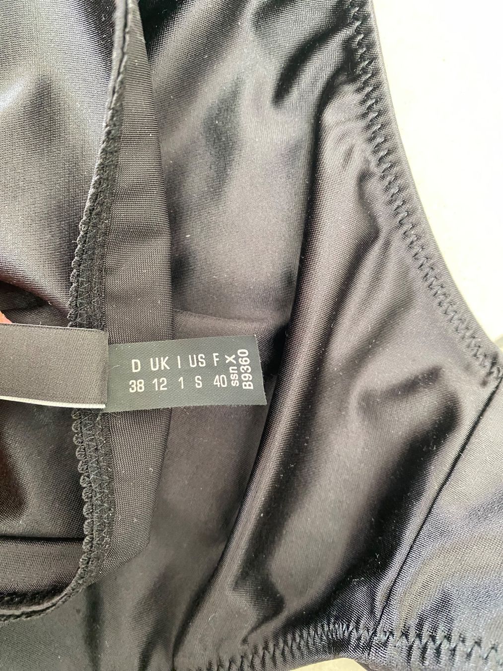 Esprit Altra biancheria intima: NEU Shaping-String Esprit Gr. S Bauch Minimizer – Nuovo (secondo la descrizione) da Wädenswil venduto da JJ15 3