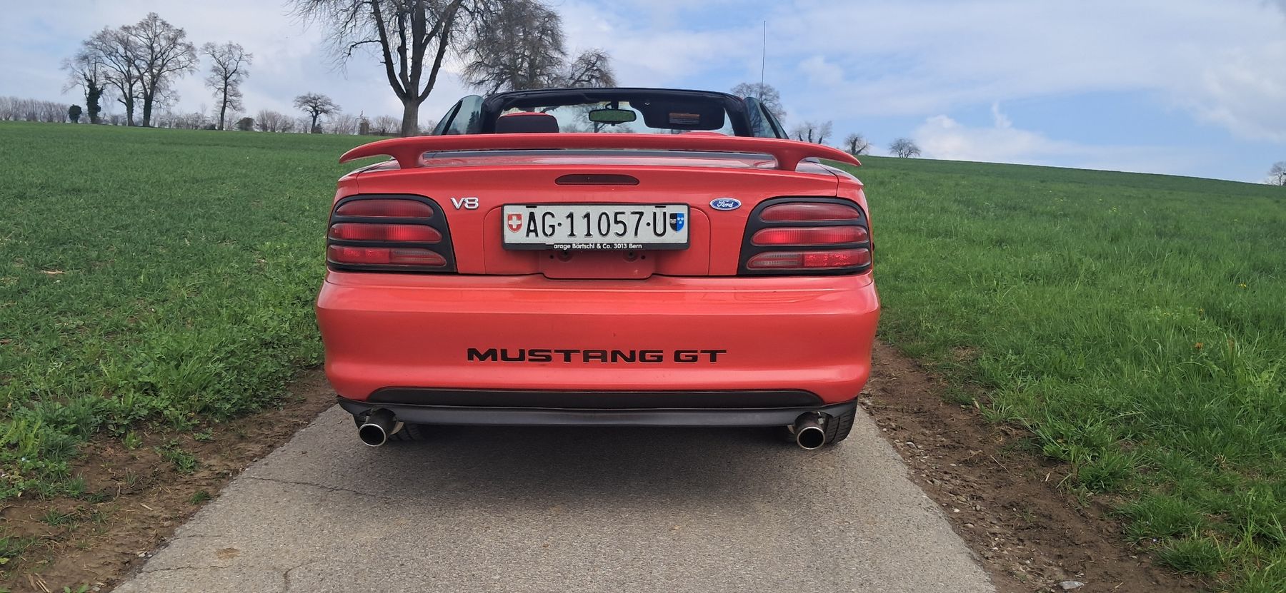 Ford Autos: Mustang 5L V8  77000km 1996 – D'occasion à Suhr par Cipo975 1