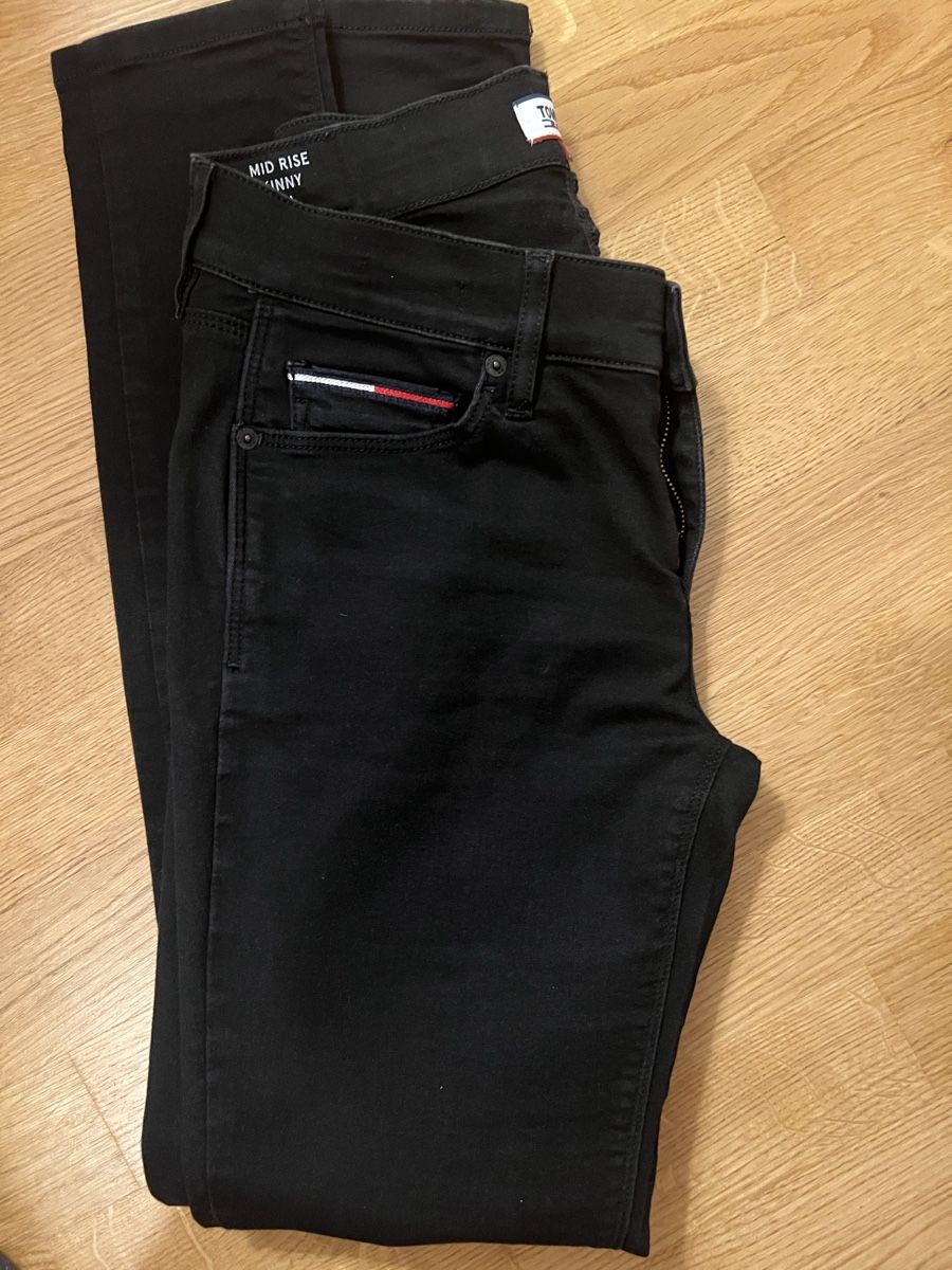 Tommy Hilfiger Pantaloni: Pantalone TOMMY JEANS – Usato da Bôle venduto da dany2021 2