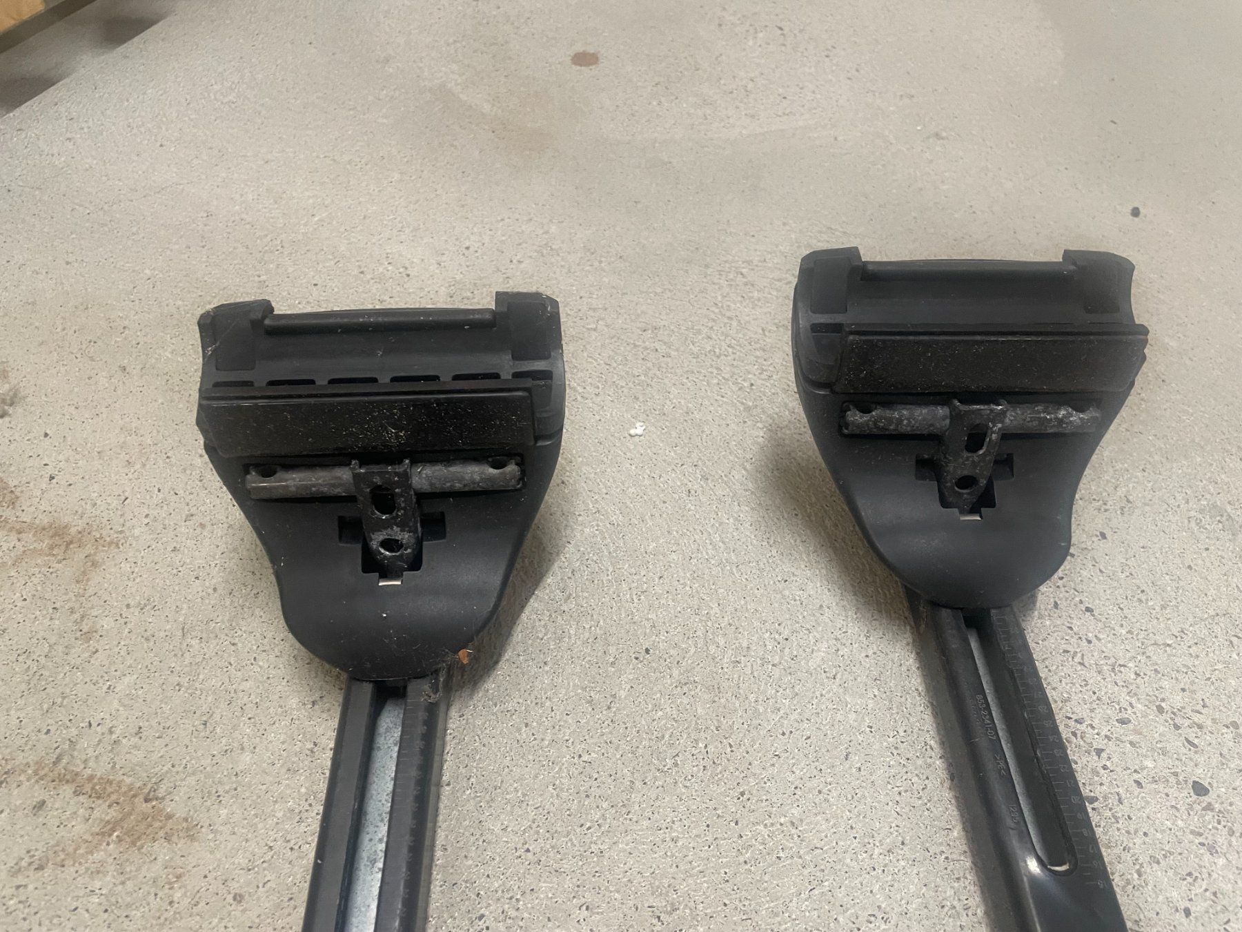 Thule Portapacchi: Thule SquareBar Evo Dachträger Audi A4 B9 mit Dachreling – Usato da Oberwil BL venduto da max_dw88 3