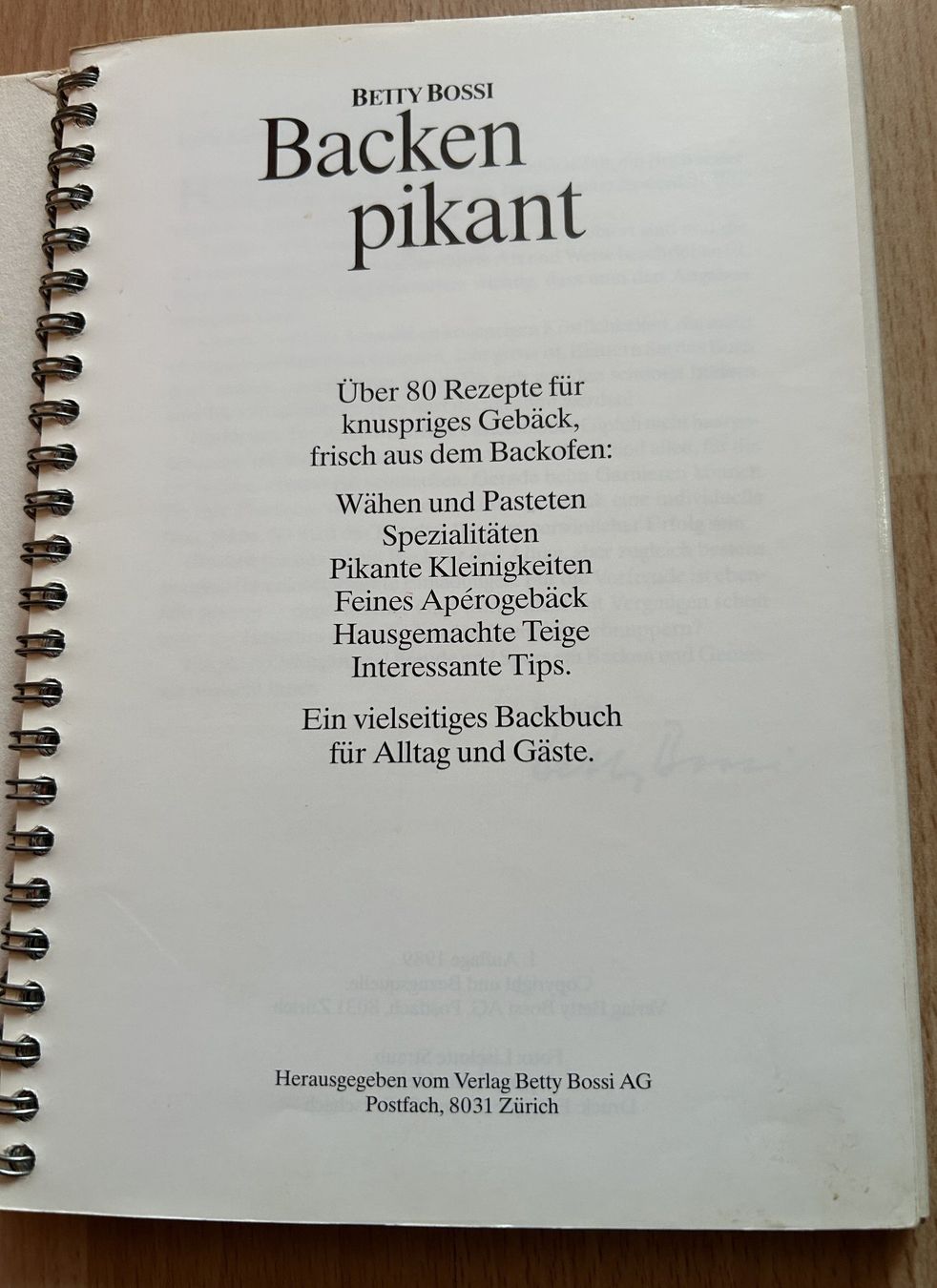 Libri: Backen pikant - über 80 Rezepte – Usato da Neukirch-Egnach venduto da Phion 1