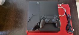 PlayStation 4: Great Condition Console with 10.5 Version!