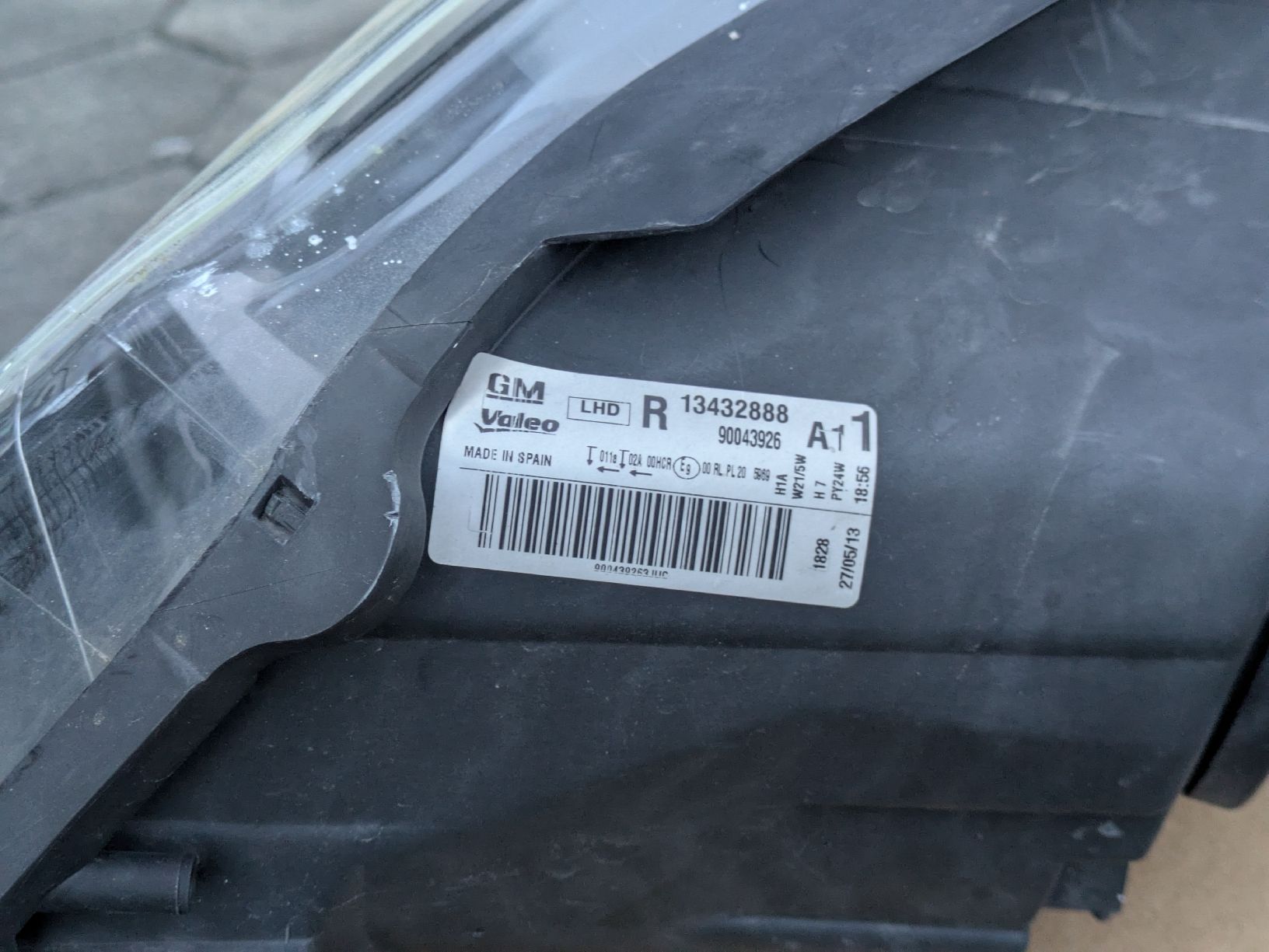 Opel Fari: Opel Corsa D Scheinwerfer Rechts – Usato da Alpnach Dorf venduto da giz_q88l 4