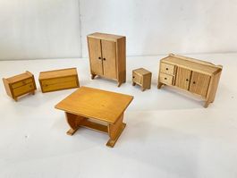 Vintage Puppenhausmöbel, Puppenstubenmöbel aus Holz, 6 Tlg.