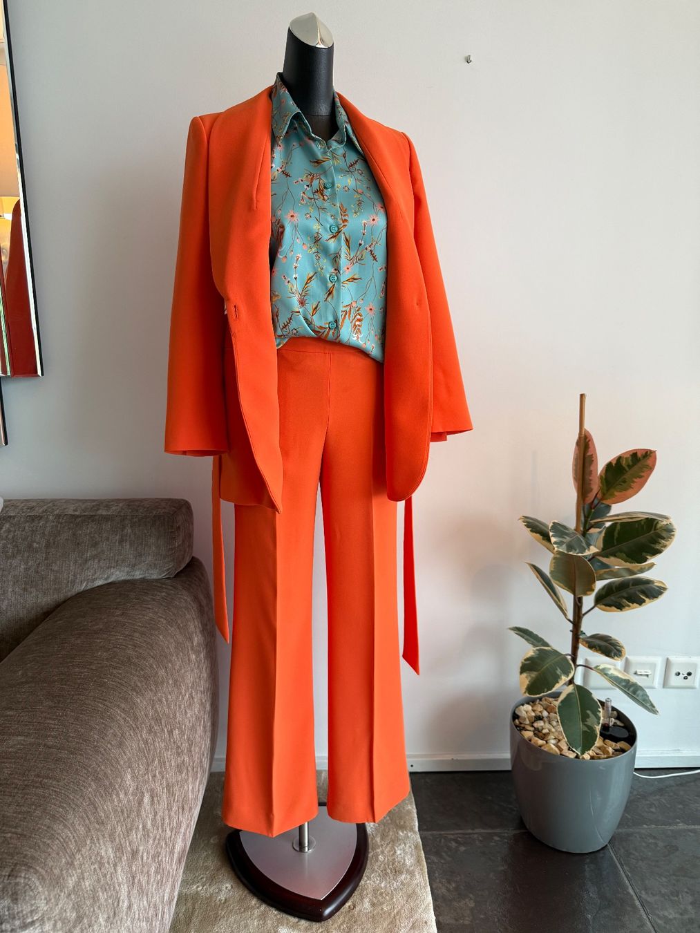 Zara Giacche: Neu! Zara Blazer Jacke Gr.34 – Nuovo (secondo la descrizione) da Altendorf venduto da RedHairBeast 6