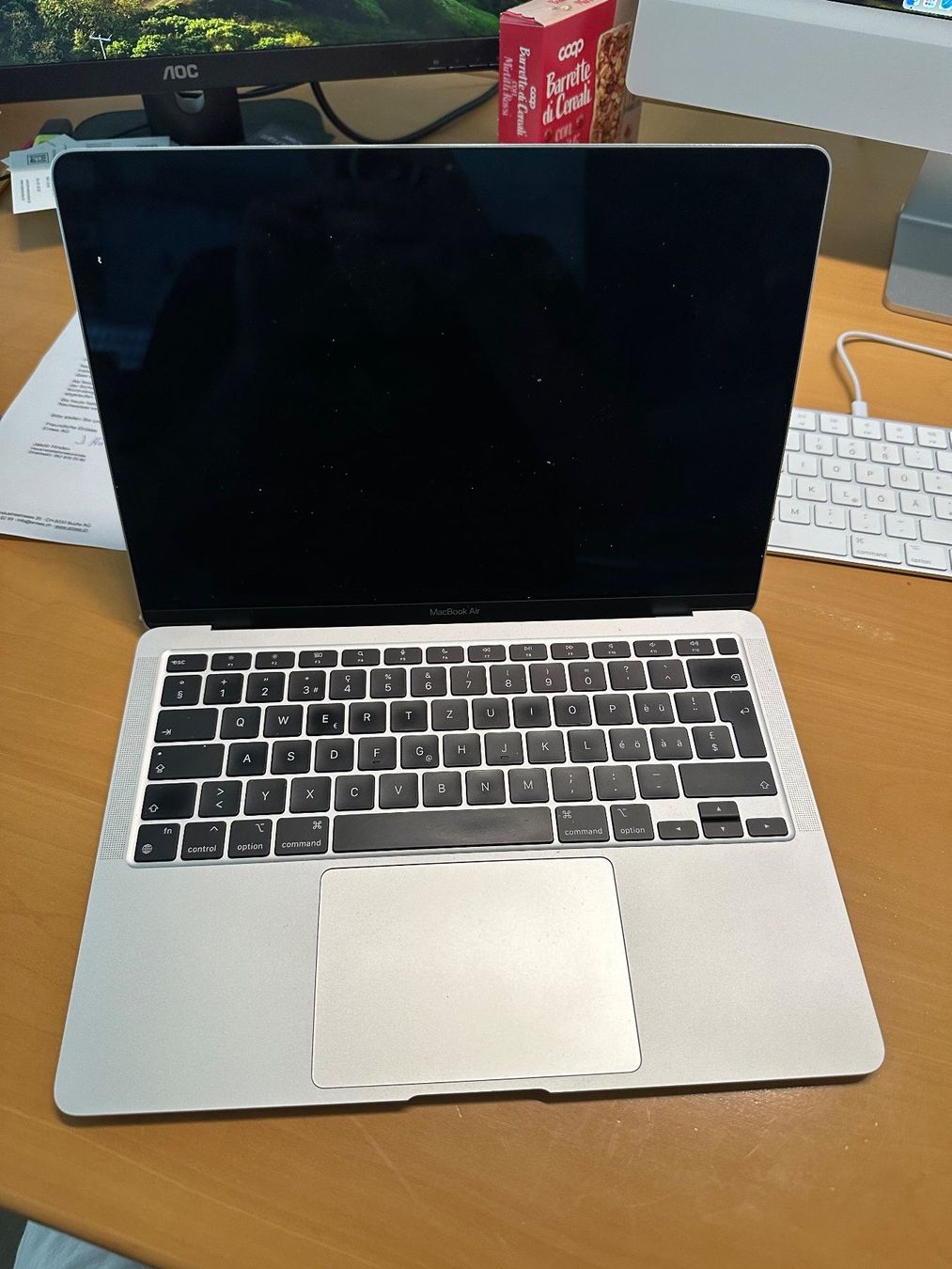 Apple Portables: MacAir A2337 (MacBook Air 2020, 13") – Défectueux à Aarau par bau_lp5q