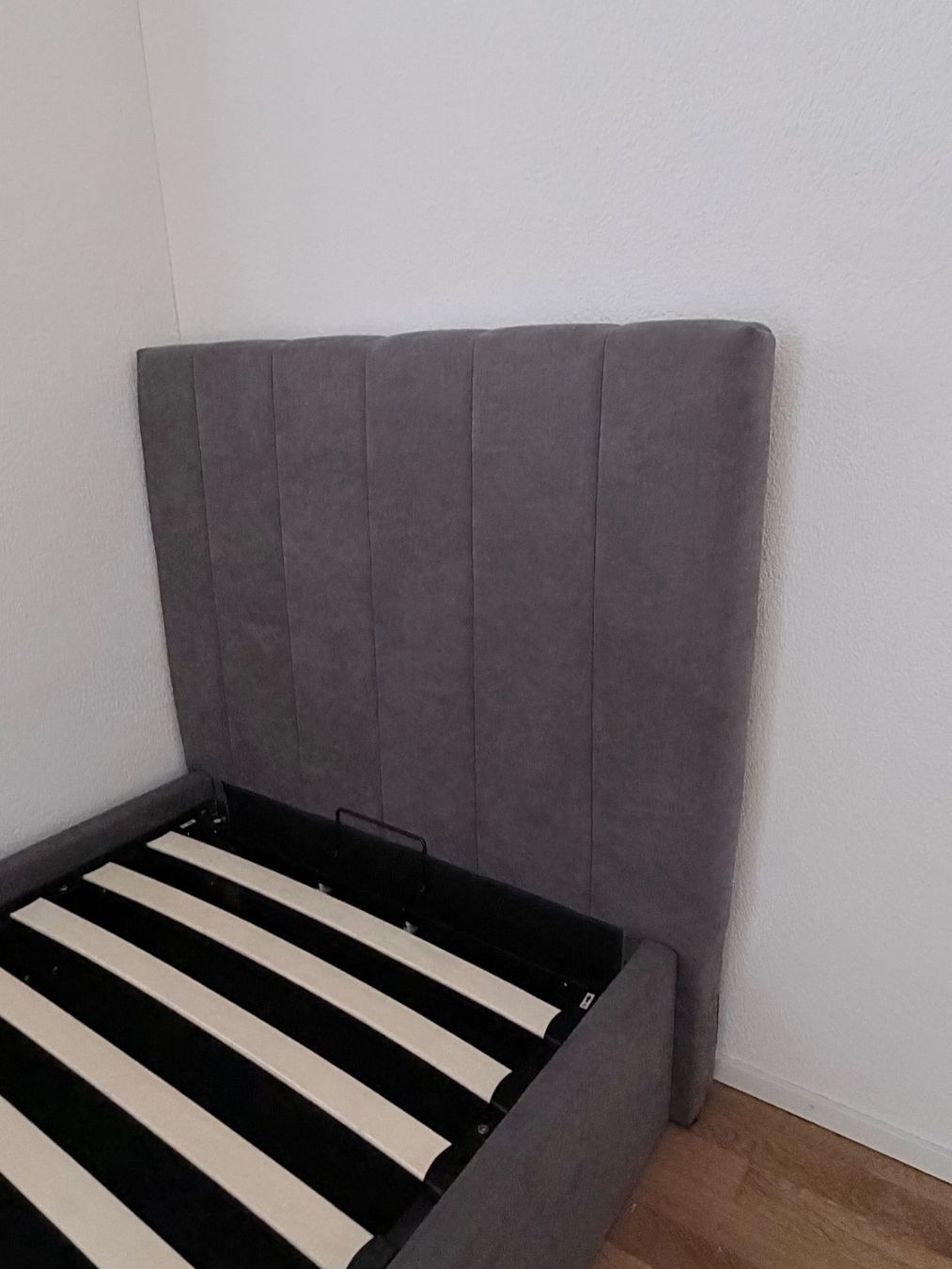 Betten: Einzelbett – Neu (gemäss Beschreibung) aus Zürich von realal 4