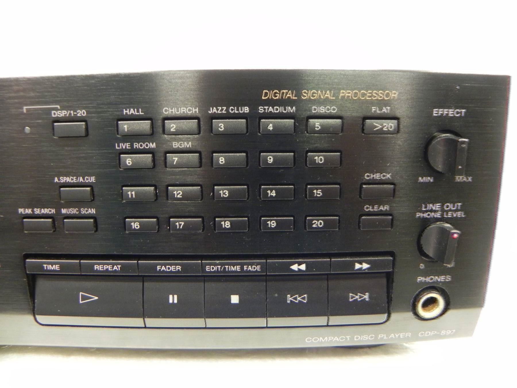 Sony Lettore multimediale & Streamer: Sony CD Player CDP-897 mit FB Revidiert Total Liquidation – Usato da Basel venduto da Life-Style-Art 3