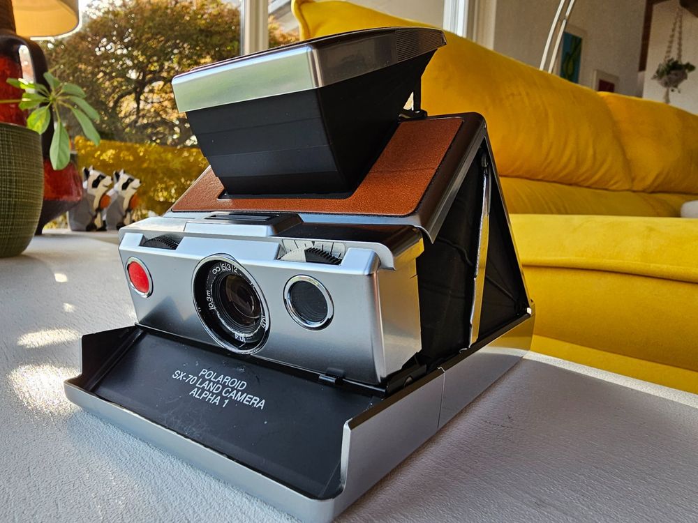 Polaroid SX-70 Land Camera Alpha – 100% Working, Iconic Vintage Design with Authentic Patina. Instant Film Magic! | 30 Days Guarantee