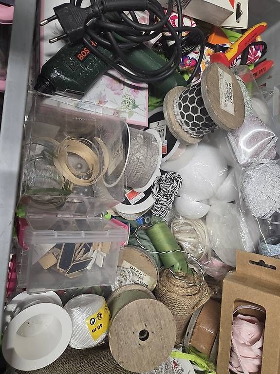 Tutte le decorazioni: A vendre décos  pour création  – Usato da Collombey venduto da rubrub 3