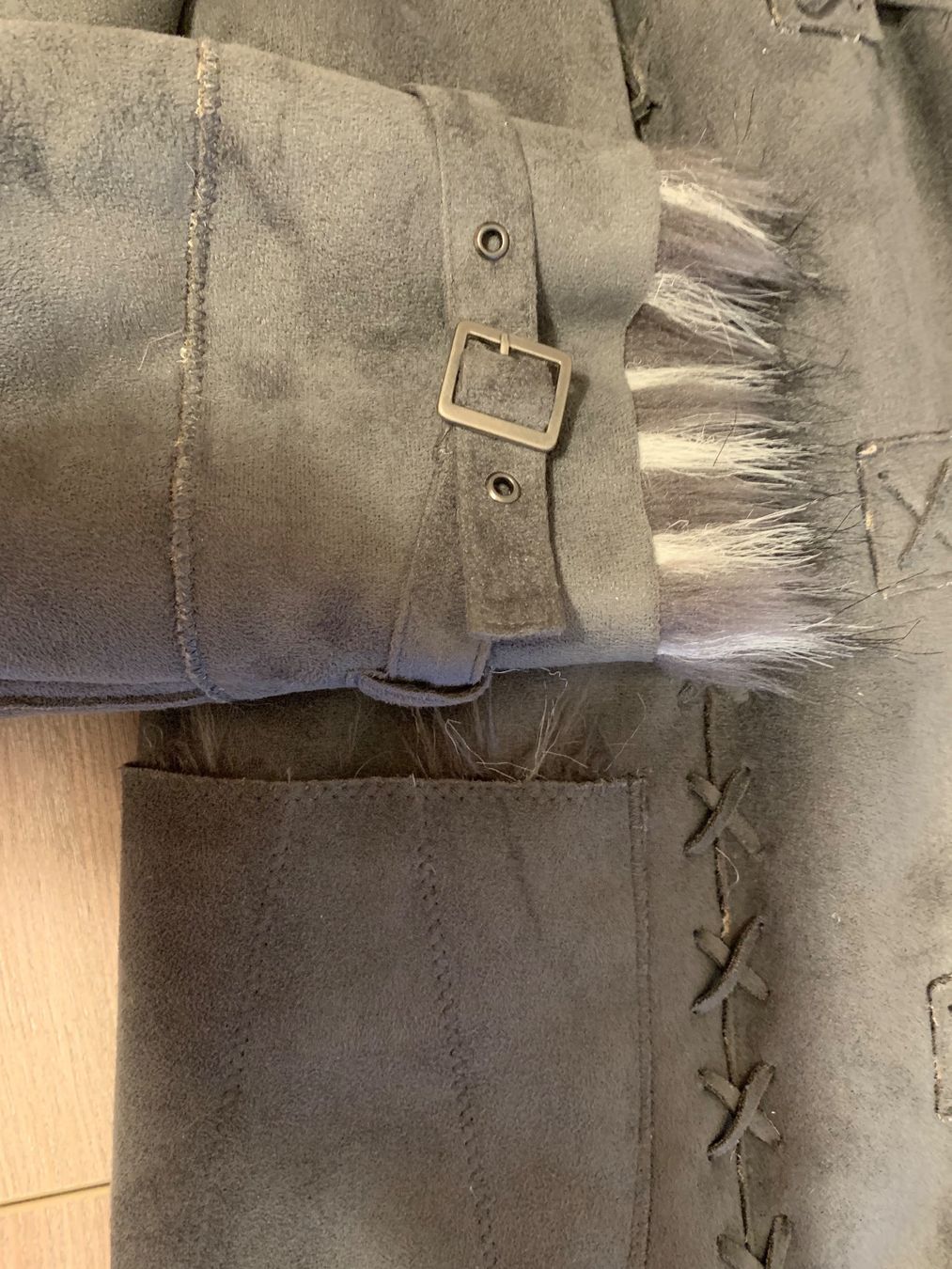 Cappotti: Elegante Winter Mantel – Usato da Huttwil venduto da Nedja0 3