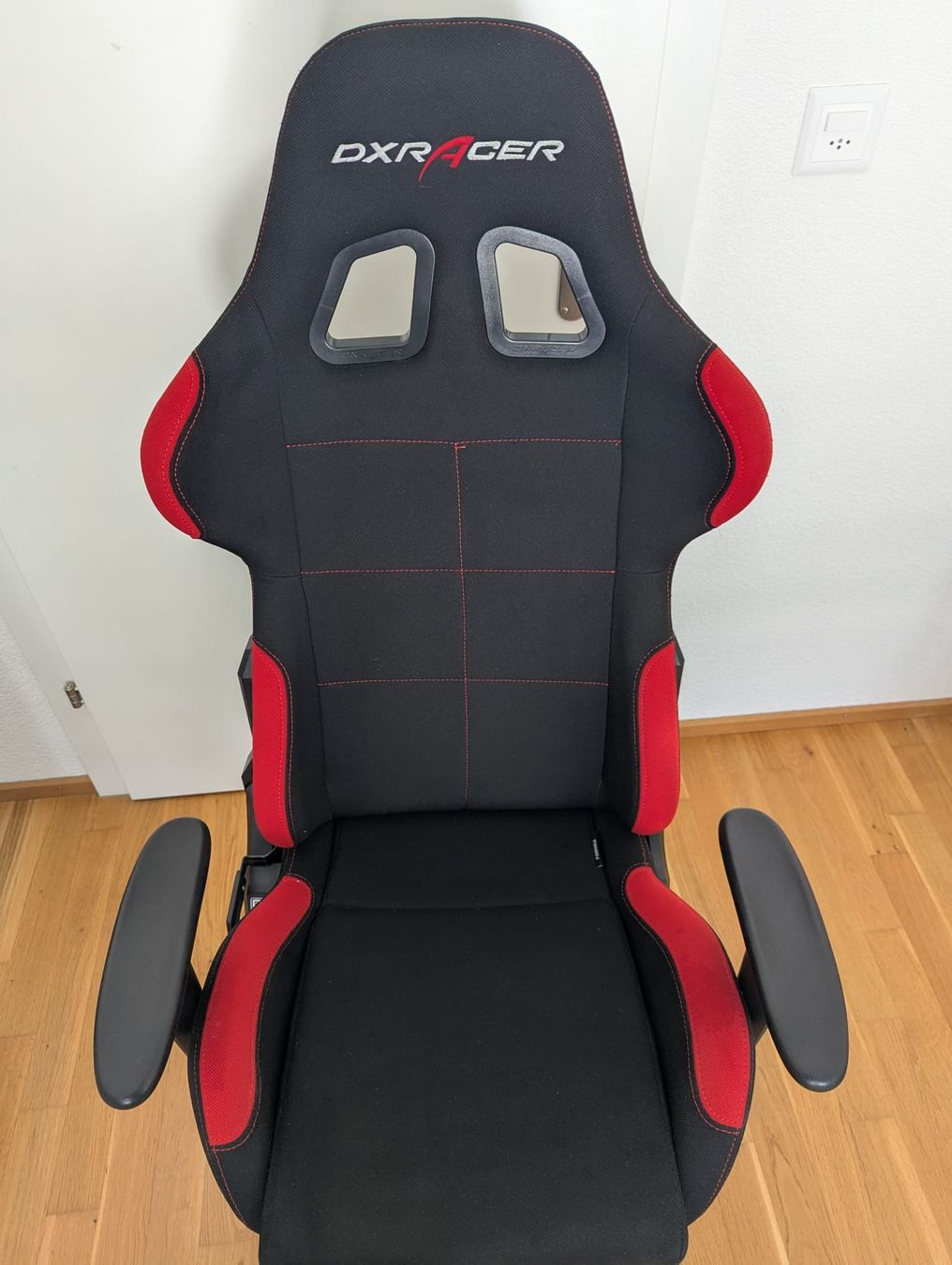 Chaises: Bürostuhl DXRacer Formula – D'occasion à Oberburg par Nudle_8 1