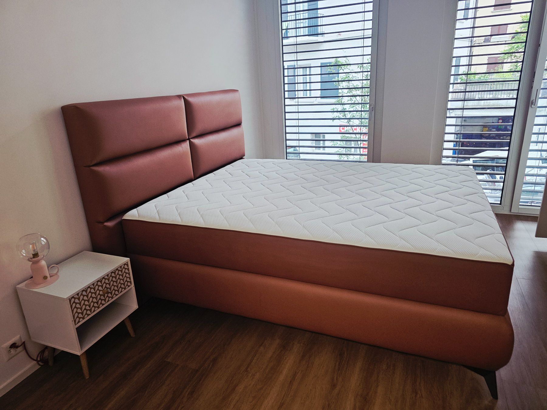 Conforama Letti: Lit Boxspring EDEN COGNAC 160x200cm – Usato da Prilly venduto da dan_8q52 3