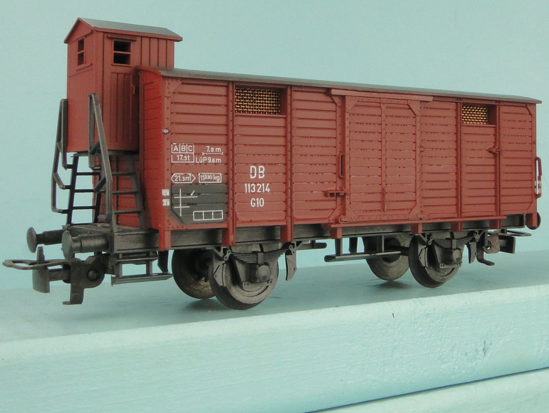Liliput Modellini di ferrovie: Liliput DB Wagen mit Bremserhaus – Usato da Bülach venduto da cann11