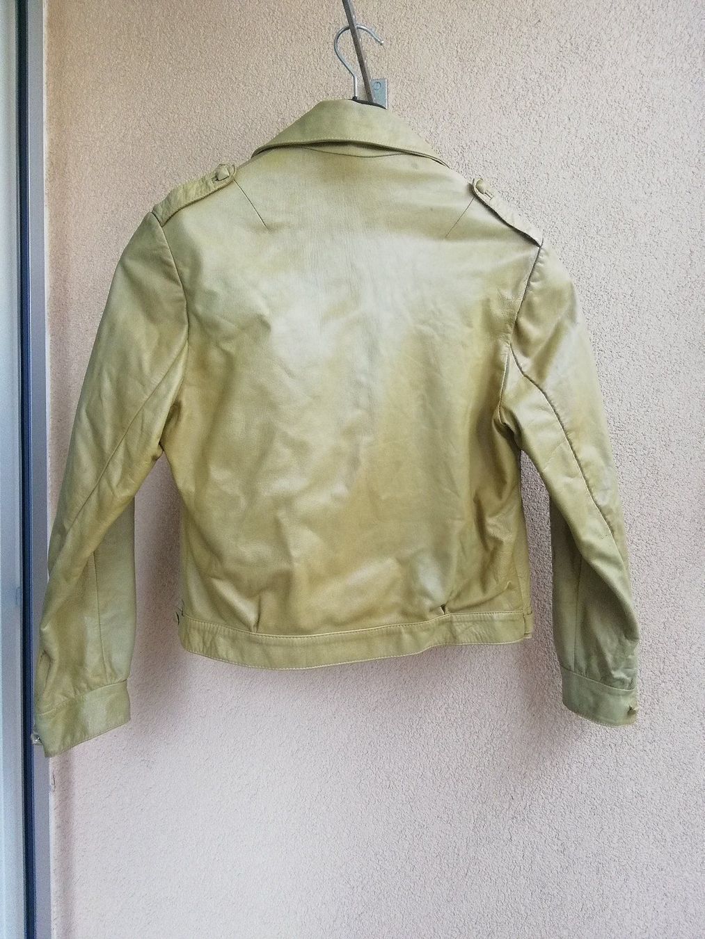 Jacken: Vintage Kurze Damen Lederjacke Gr. M – Gebraucht aus Zürich von Layadea 1