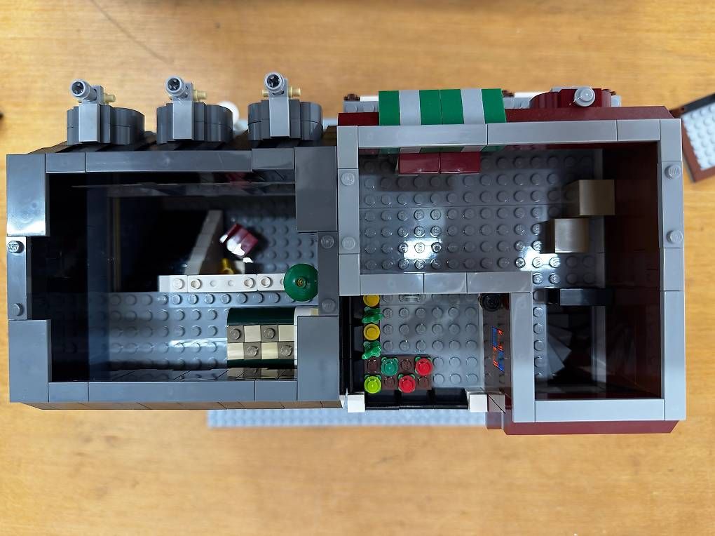 Lego Kit di costruzioni: Lego Creator 10218 Pet Shop – Usato da Weiach venduto da Stevo_Levo 2